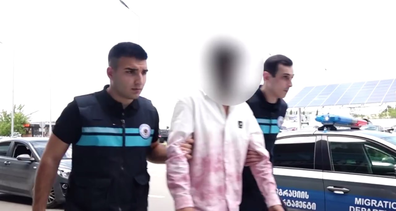 Azərbaycan vətəndaşları qonşu ölkədən belə deportasiya olundular - VİDEO