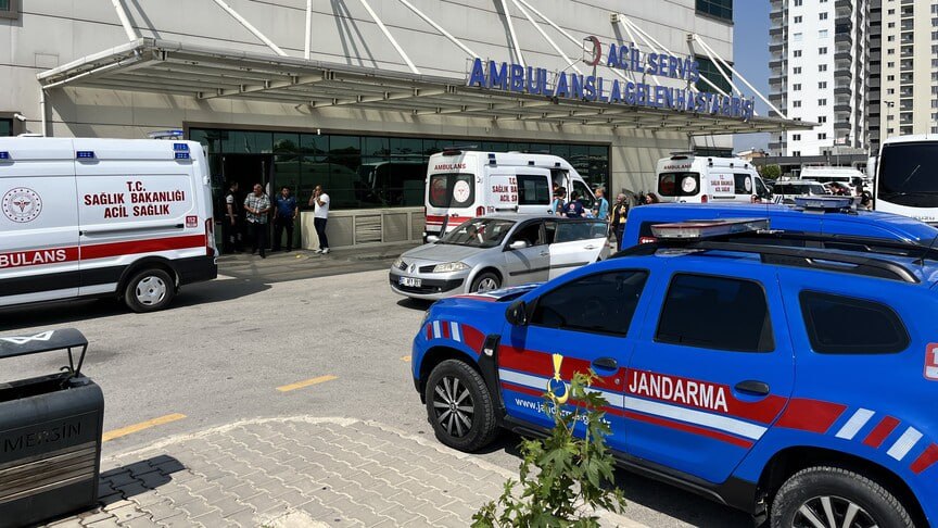 6 nəfəri öldürüb, 8 nəfəri yaralayan şəxs həyatına SON qoydu - Türkiyədə DƏHŞƏT- FOTO