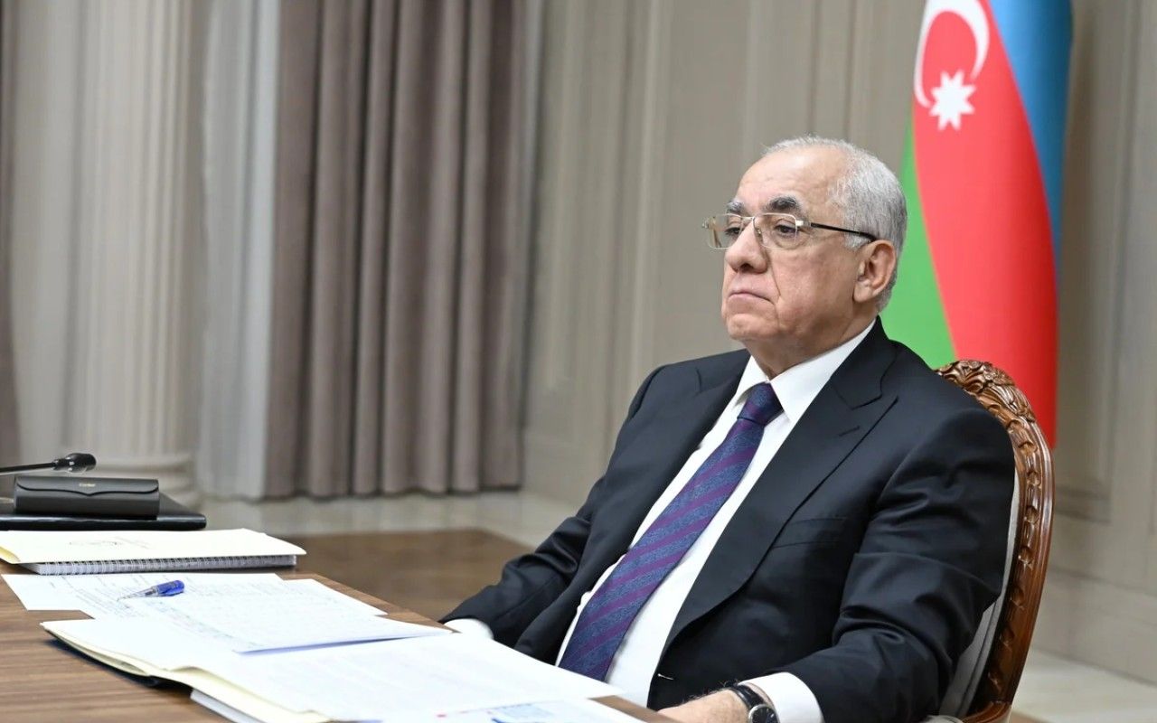 Baş nazir "Gəmi agenti haqqında Əsasnamə"yə dəyişiklik etdi
