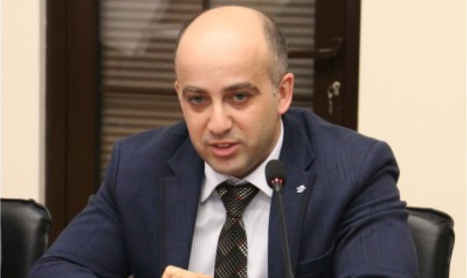 Vəzifəli şəxs vəfat etdi