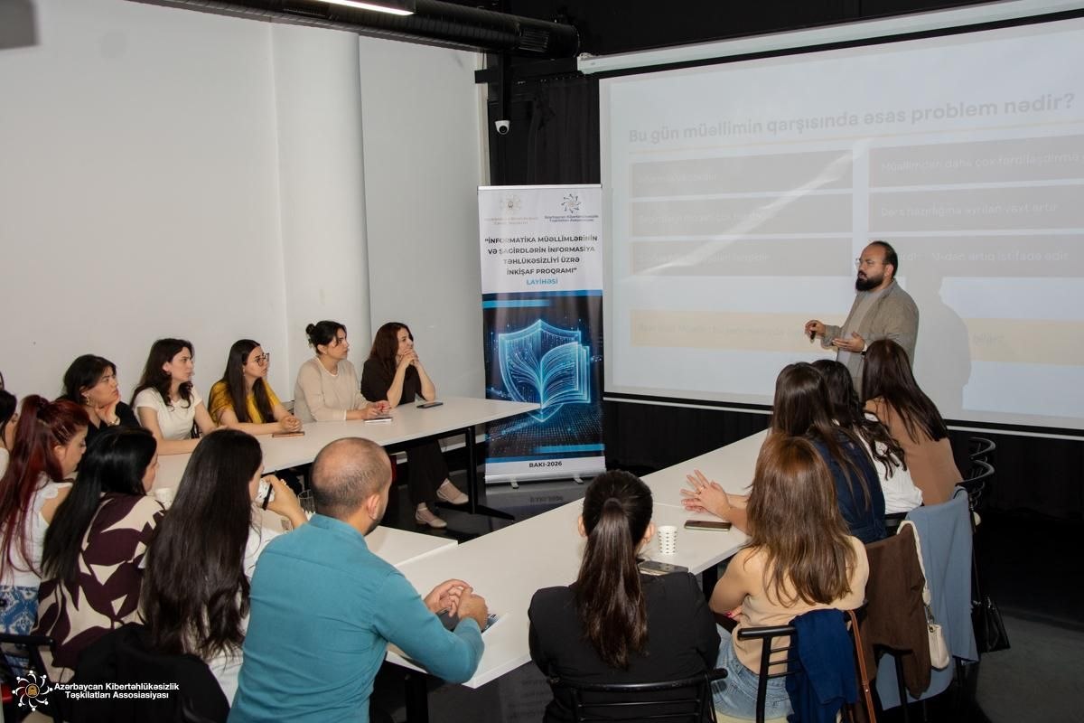 İnformatika müəllimlərinə kibertəhlükəsizlik üzrə təlimçilik təlimi keçirildi - FOTO İnformatika müəllimlərinə kibertəhlükəsizlik üzrə təlimçilik təlimi keçirildi - FOTO