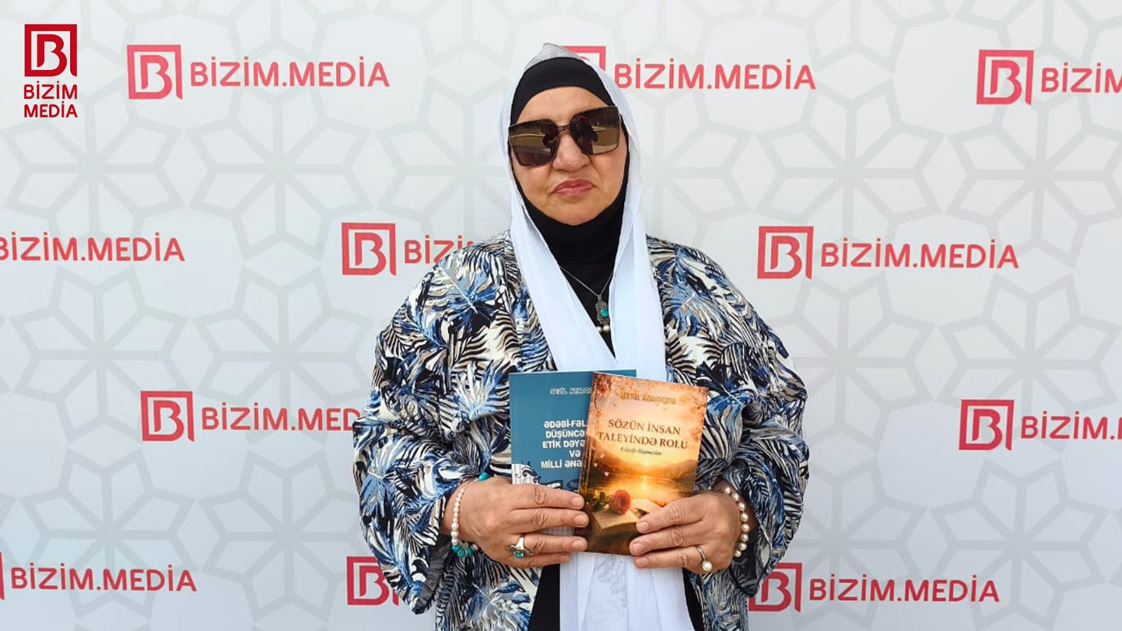 Yazıçı-şair Sevil Azadqızının kitabları oxuculara təqdim olundu - FOTO Yazıçı-şair Sevil Azadqızının kitabları oxuculara təqdim olundu - FOTO