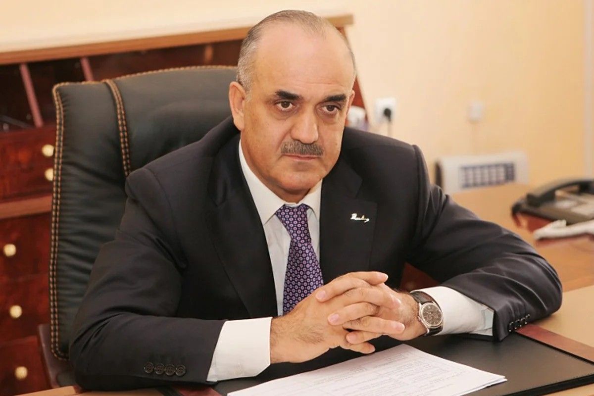 Səlim Müslümovun Yasamaldakı mənzili 4-cü dəfə hərraca çıxarılır Səlim Müslümovun Yasamaldakı mənzili 4-cü dəfə hərraca çıxarılır