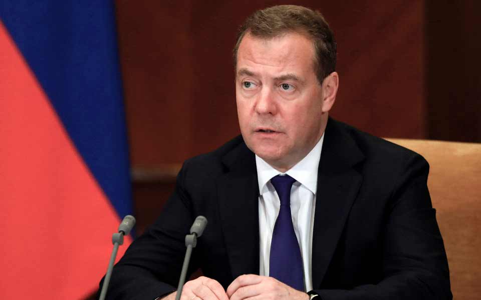 Medvedev Ukraynanı &ldquo;daha güclü&rdquo; vurmağa çağırdı - FOTO