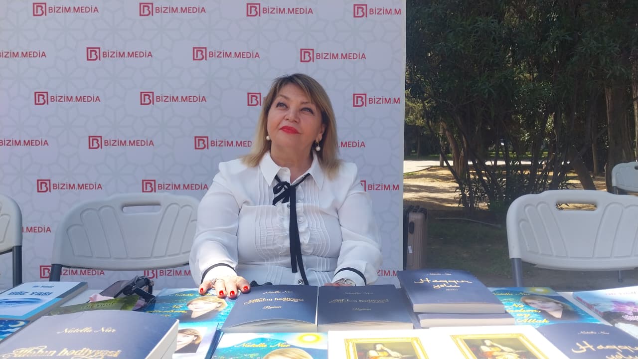 Natella Nurun “Xan qızı Natəvan” kitabı festivalda təqdim olundu - FOTO Natella Nurun “Xan qızı Natəvan” kitabı festivalda təqdim olundu - FOTO