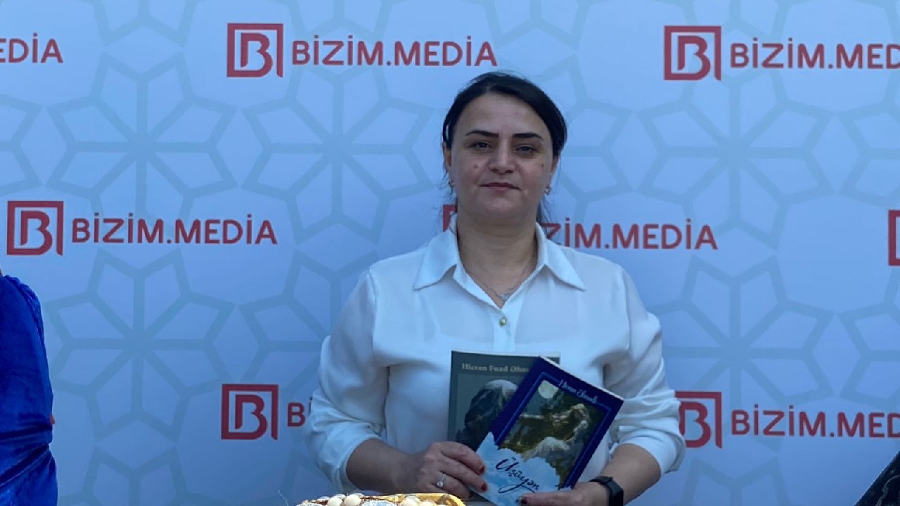 Şairə Hicran Fuad Əhmədlinin yeni kitabları təqdim olundu - FOTO