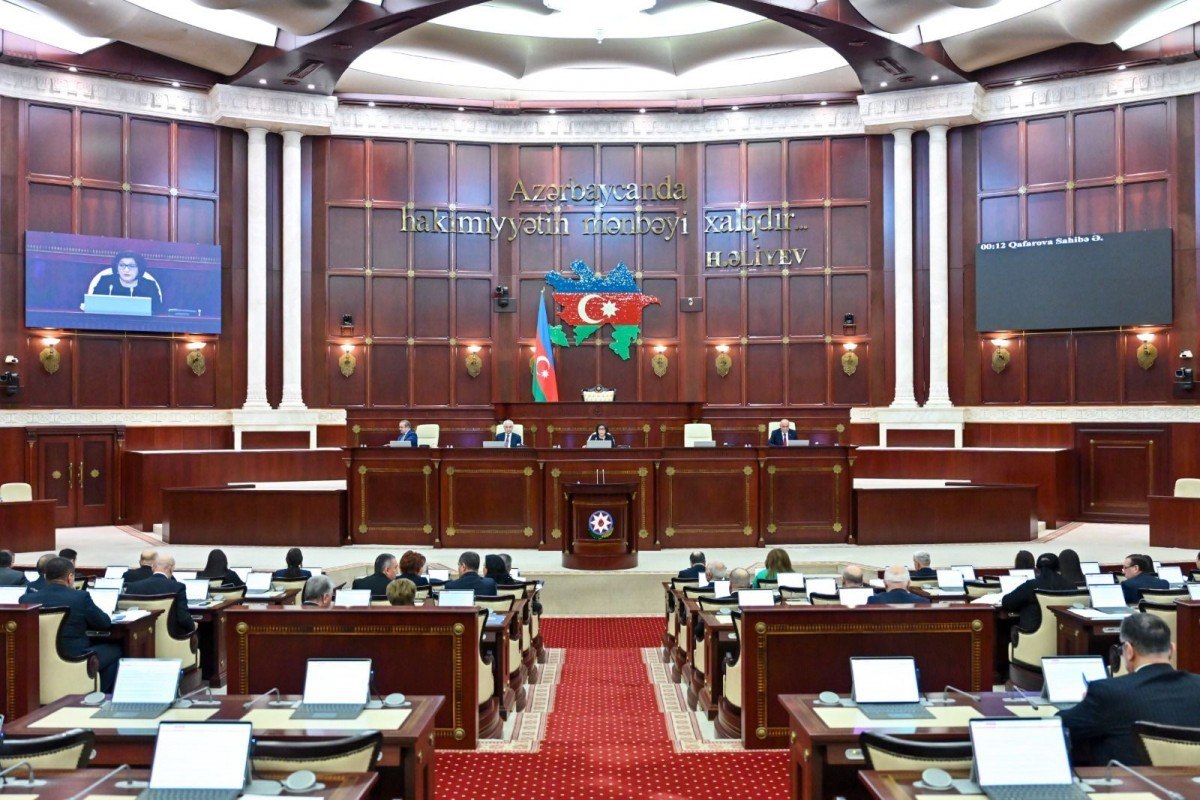 Milli Məclisin yaz sessiyasının sonuncu plenar iclası KEÇİRİLİR