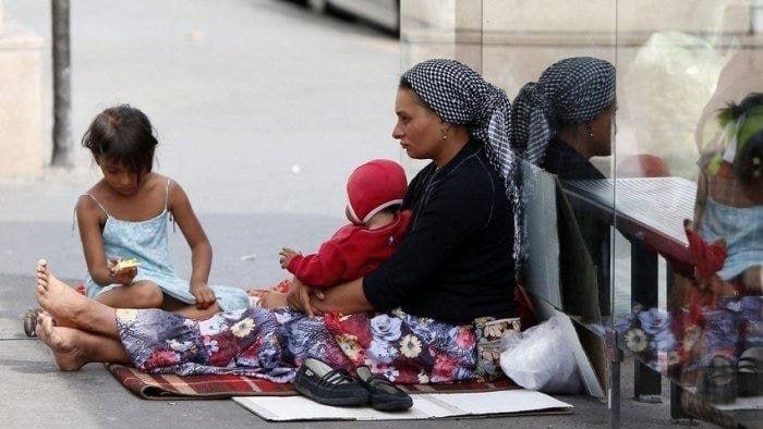 Uşağını diləndirən valideynləri hansı cəza gözləyir? &ndash; Hüquqi İZAH