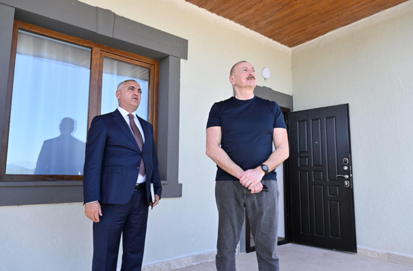 İlham Əliyev Xocalı rayonunun Daşbulaq kəndinə getdi - FOTO İlham Əliyev Xocalı rayonunun Daşbulaq kəndinə getdi - FOTO