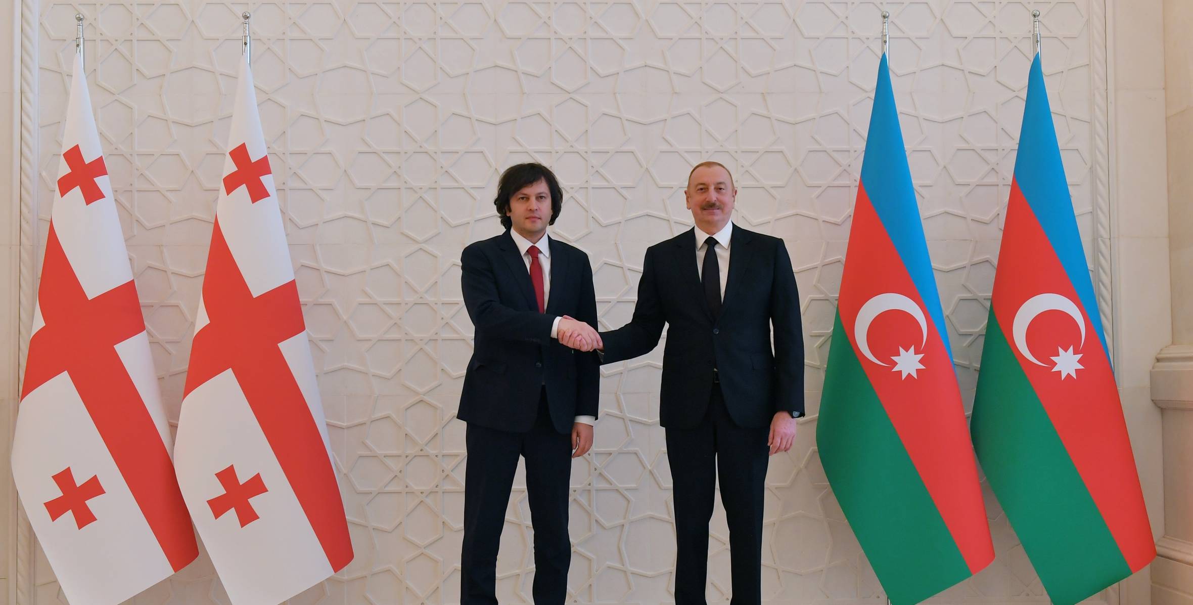 İrakli Kobaxidze Azərbaycan Prezidentini təbrik edib
