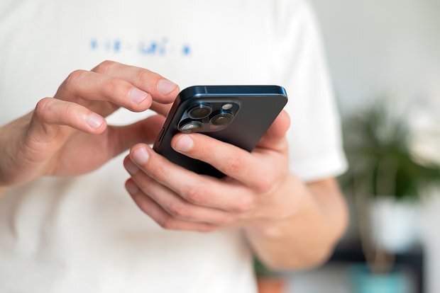 Smartfonun dinlənildiyini necə anlamaq olar?