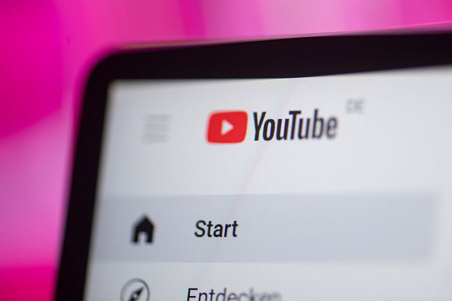 &ldquo;YouTube&rdquo;da yeni FUNKSİYA: darıxdırıcı yerləri avtomatik sürətləndirəcək