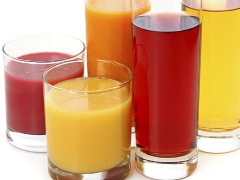 Hansı meyvə şirələrini alkoqolla qarışdırmaq olmaz? -Həkimdən xəbərdarlıq