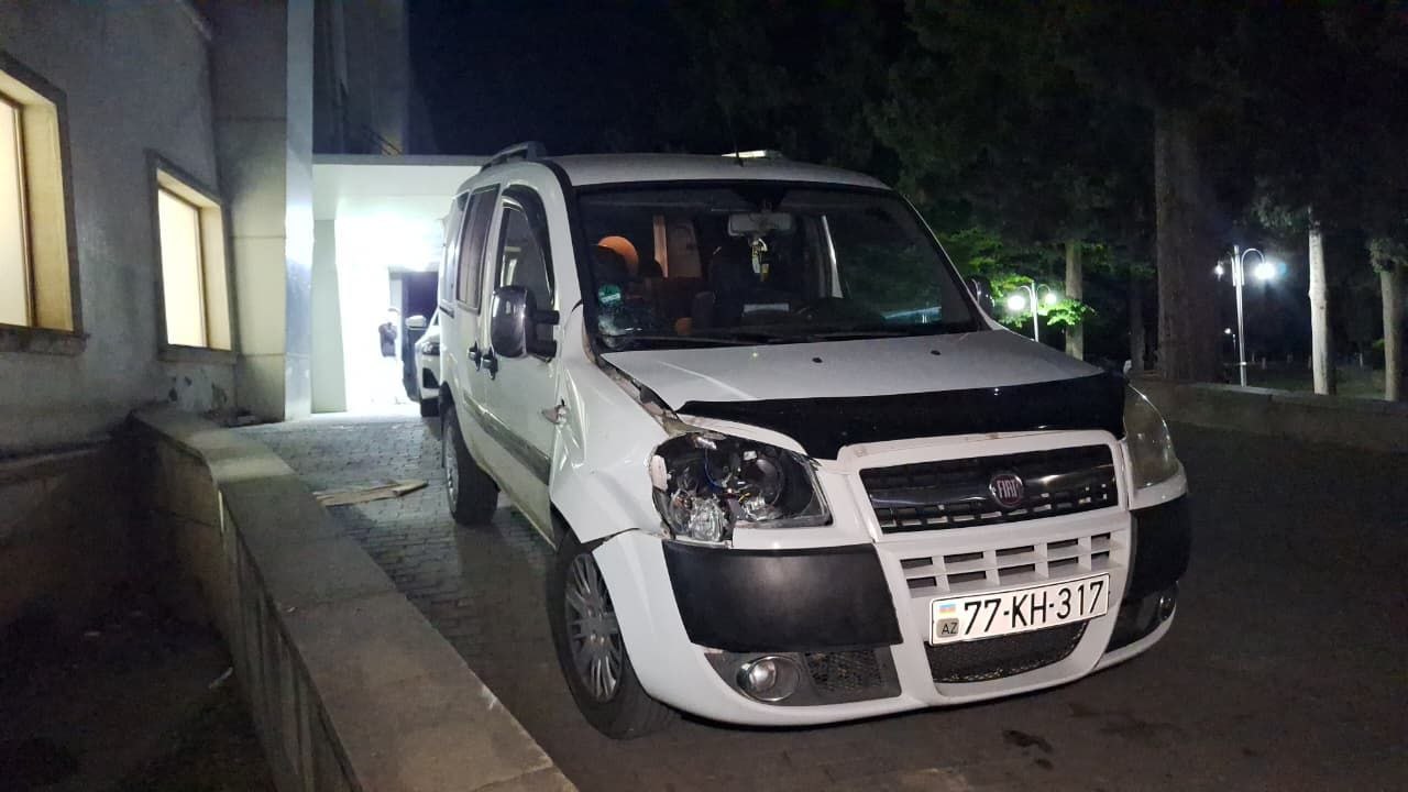 ​Lənkəranda avtomobil piyadanı vurub: Yaralının vəziyyəti kritikdir - FOTO