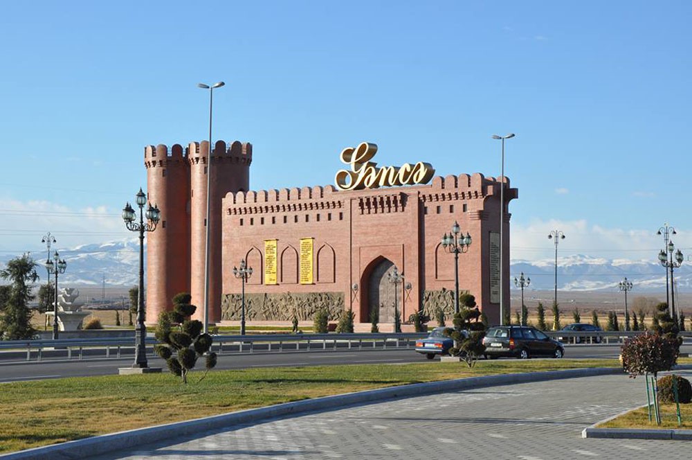 Gəncədə 18 yaşlı oğlan 32 yaşlı kişini BIÇAQLADI