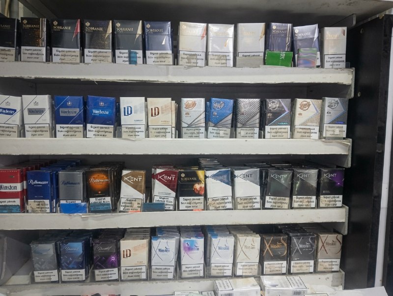 Bakıda məşhur siqaret yoxa çıxıb - Satış nöqtələrində tapılmır