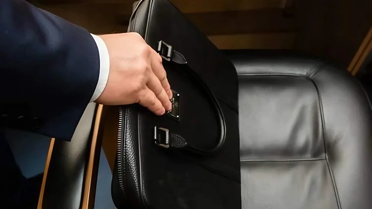Prezident onları işdən ÇIXARTDI