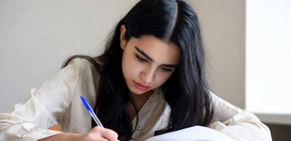 Tələbələr yayda necə pul qazana BİLƏR?