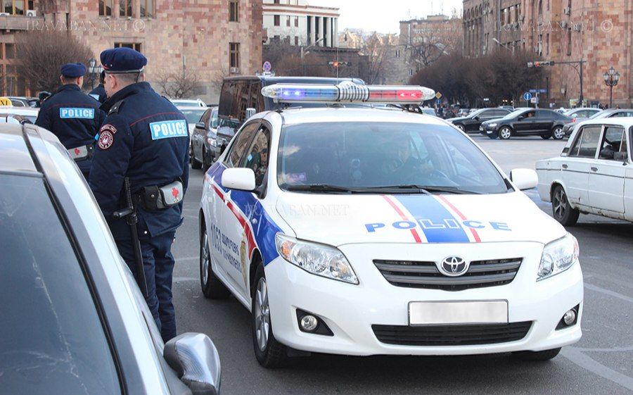 Ermənistanda seçki məntəqələrinə "bomba" təhdidi: Polis bəyanat yaydı