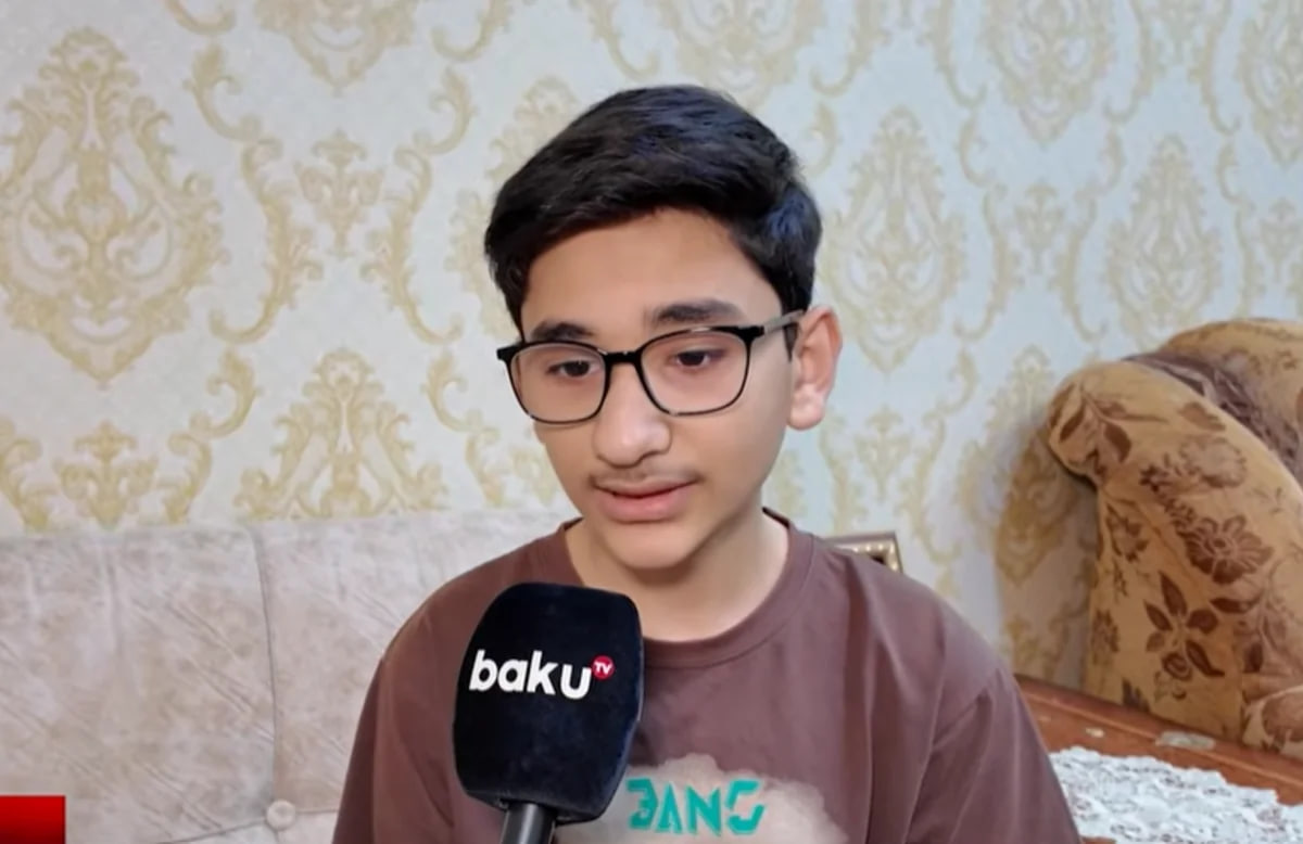 Azərbaycanlı məktəbli "WhatsApp"a alternativ tətbiq yaradıb - VİDEO Azərbaycanlı məktəbli "WhatsApp"a alternativ tətbiq yaradıb - VİDEO
