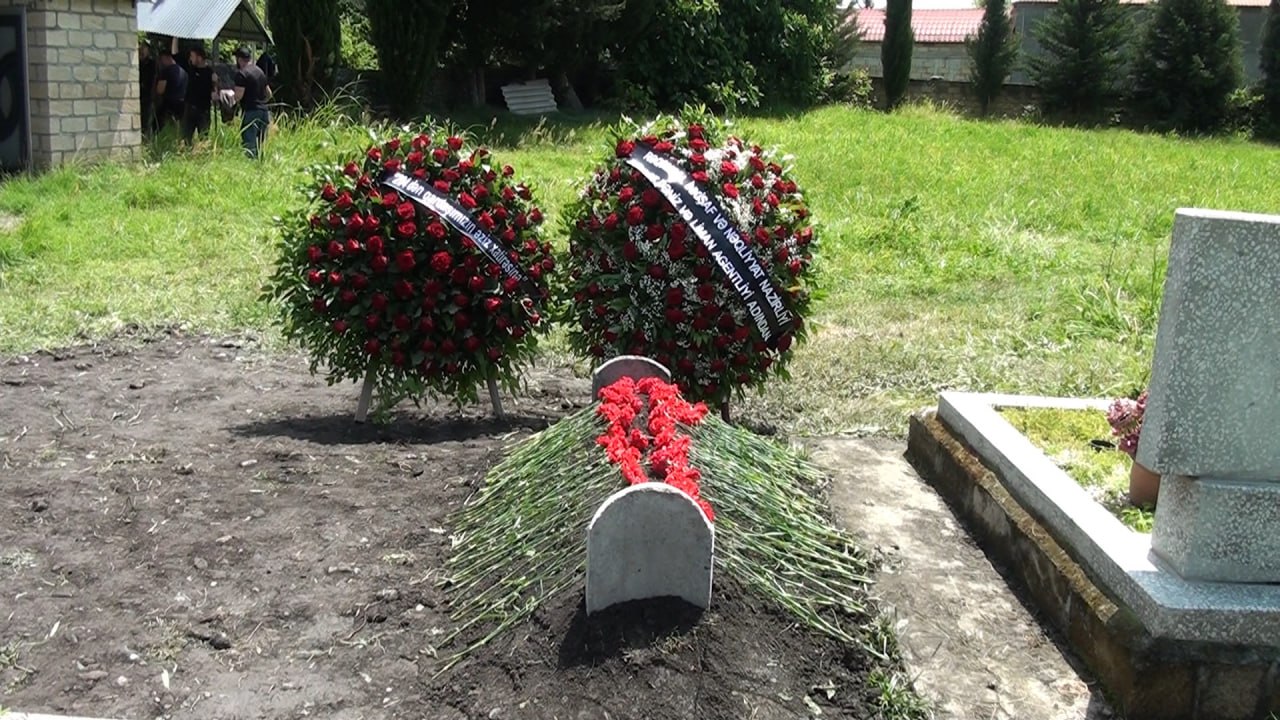 Azov dənizində həlak olan kapitan köməkçisi DƏFN EDİLDİ - FOTO/VİDEO