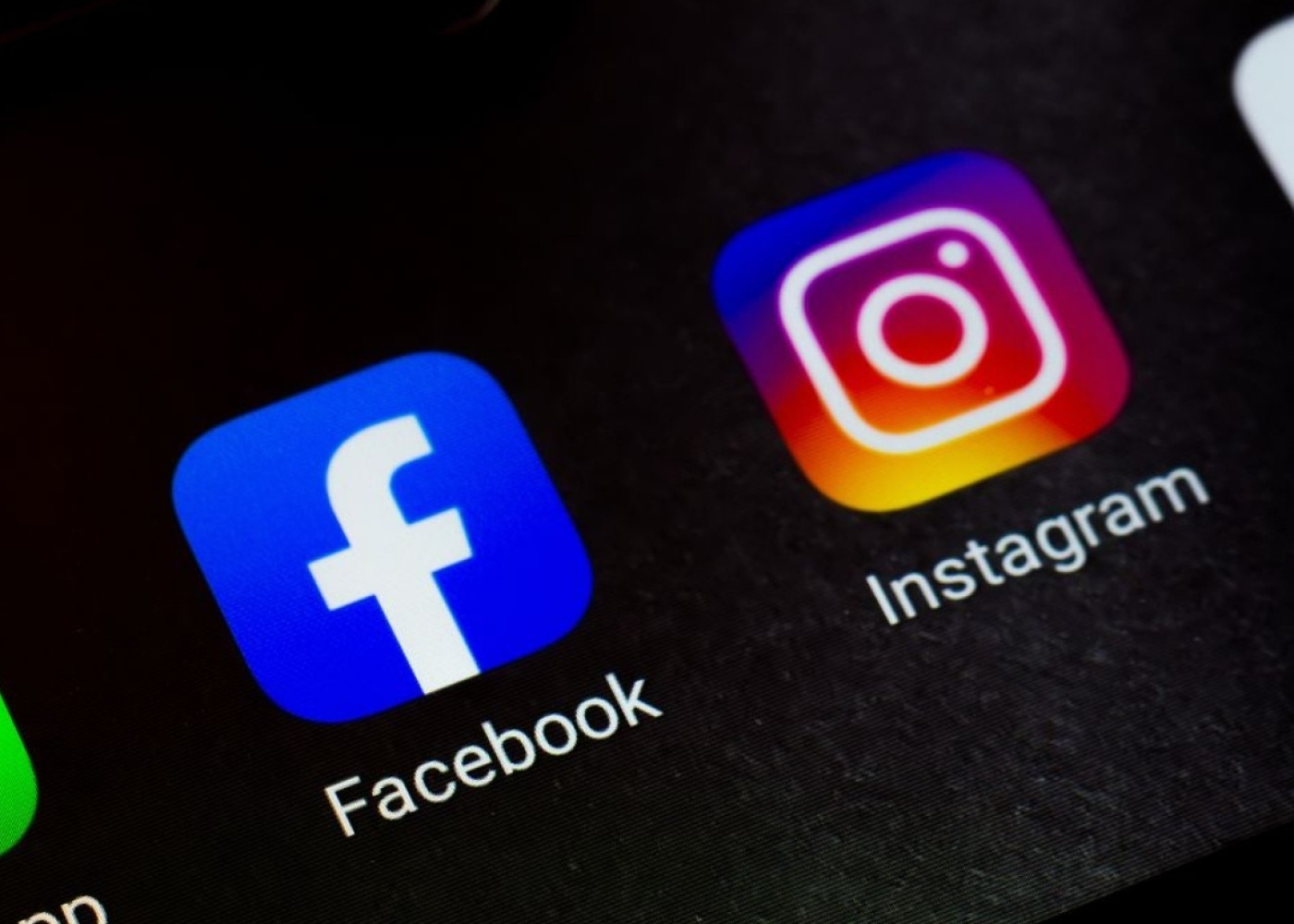 &ldquo;Facebook&rdquo; və &ldquo;Instagram&rdquo; ÇÖKDÜ