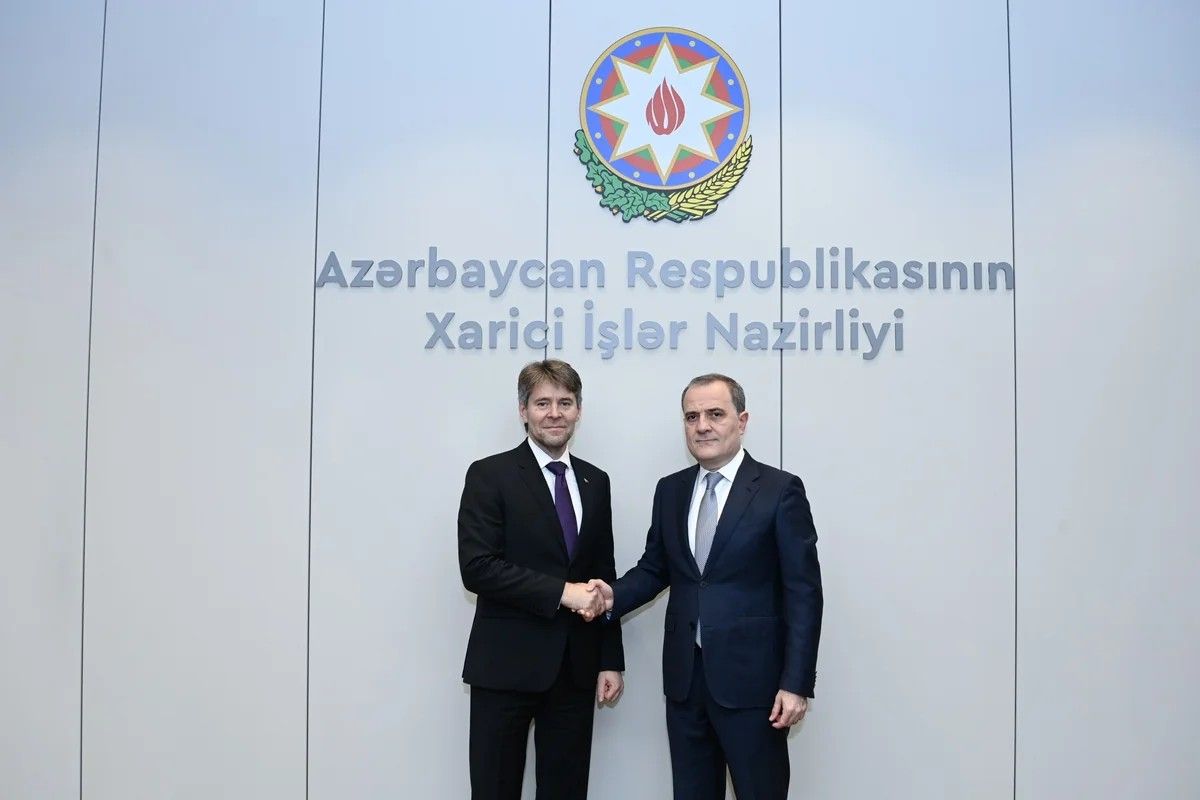 Bakı və Bratislava arasında çoxşaxəli strateji tərəfdaşlıq genişlənir — Rəsmi görüşdən detallar Bakı və Bratislava arasında çoxşaxəli strateji tərəfdaşlıq genişlənir — Rəsmi görüşdən detallar
