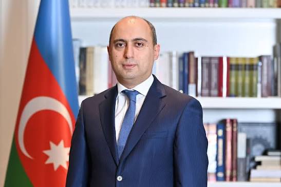 Emin Əmrullayev: &ldquo;Müəllimlər üçün əlavə imtiyazlar nəzərdə tutulur&rdquo;