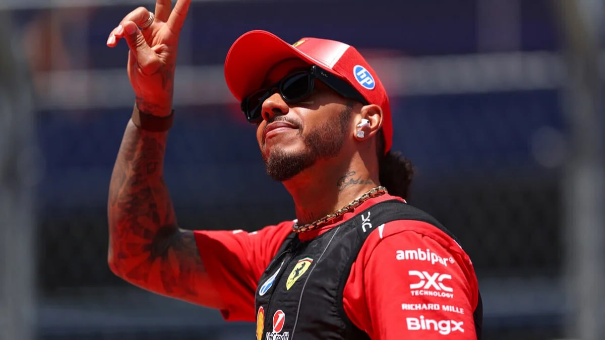 Hemilton "Ferrari" ilə "Formula-1"də ilk Qran-prisini qazandı Hemilton "Ferrari" ilə "Formula-1"də ilk Qran-prisini qazandı