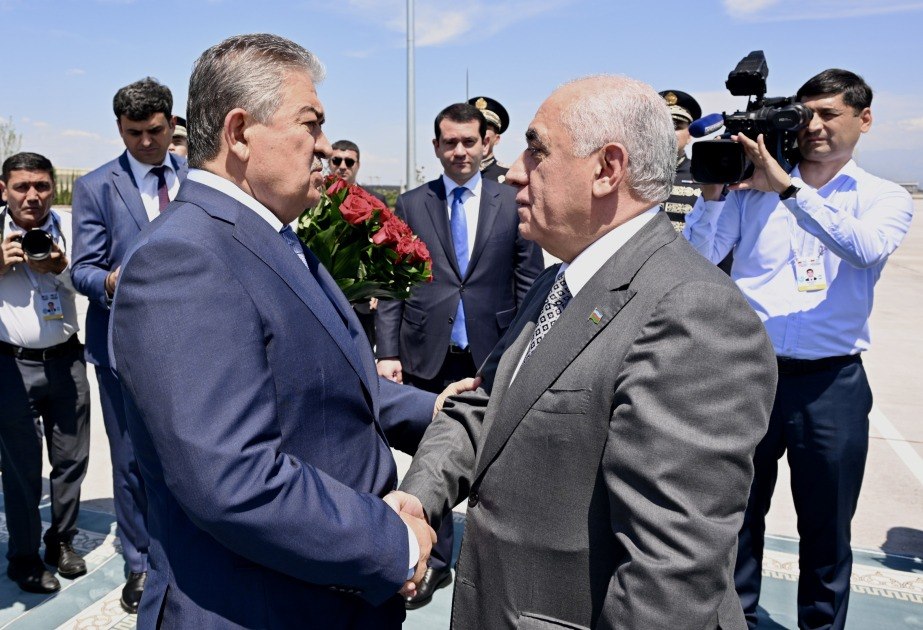 Əli Əsədov Özbəkistanda işgüzar səfərdədir
