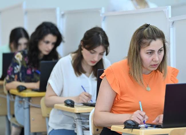 Sertifikasiyanın ilk günü imtahanda 606 müəllim iştirak etdi