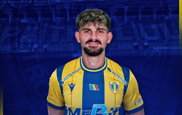 Millimizin hücumçusu Rumıniya klubuna KEÇDİ
