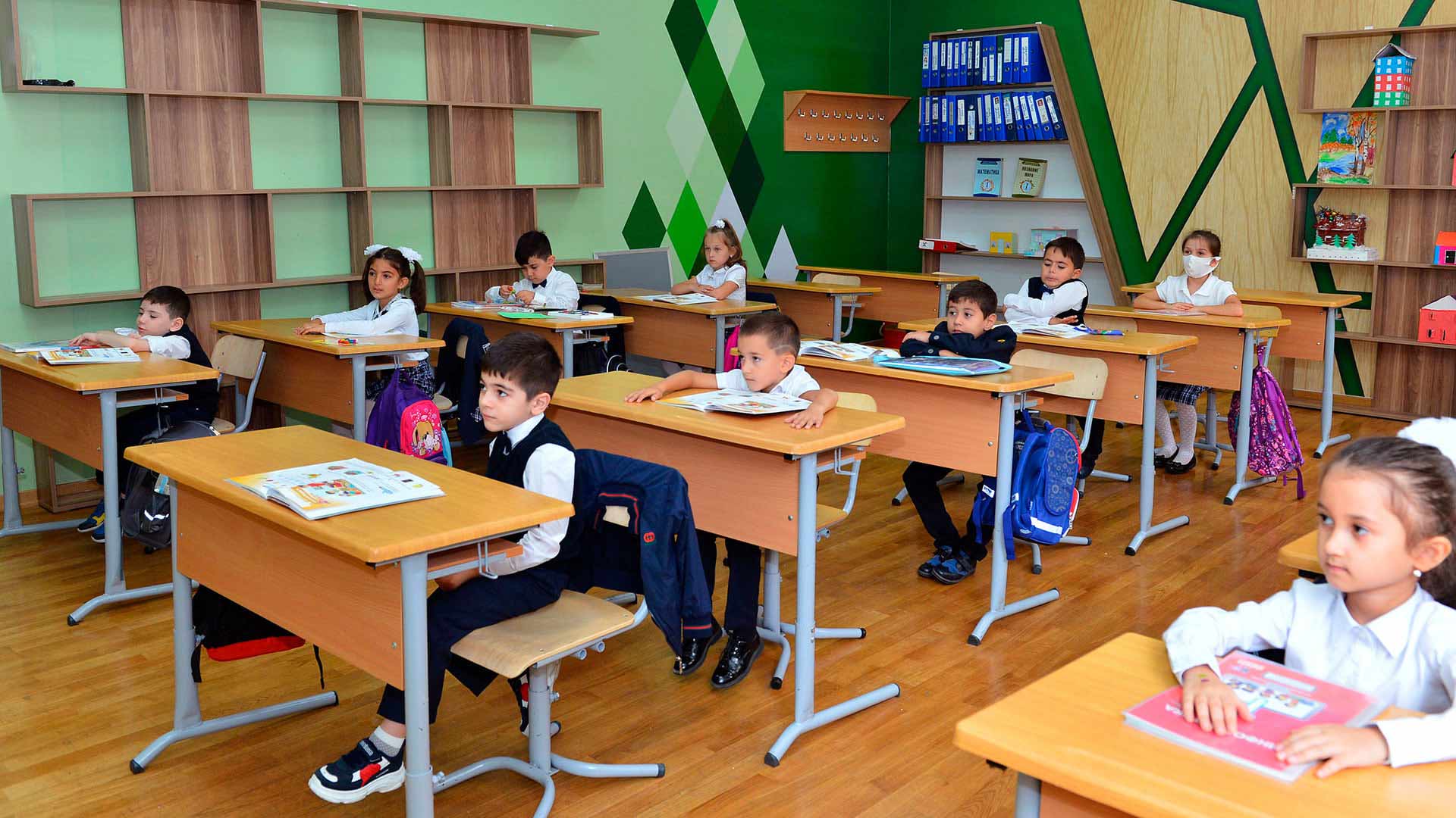 Birinci sinfə qəbul edilən uşaqların sayı açıqlandı
