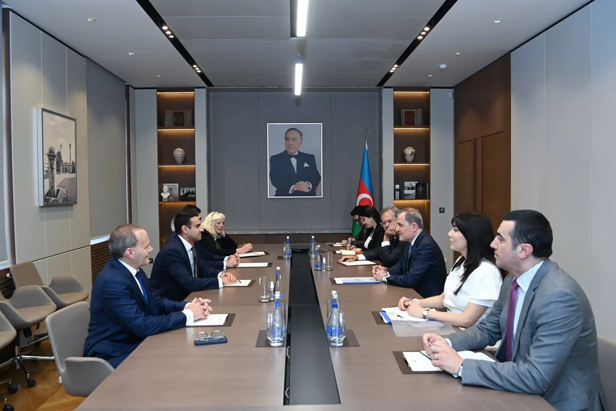 Nazir ABŞ konqresmeni ilə TRİPP layihəsini müzakirə etdi - FOTO