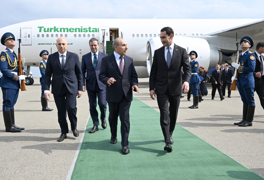 Sərdar Berdiməhəmmədov Azərbaycana gəldi - FOTO
