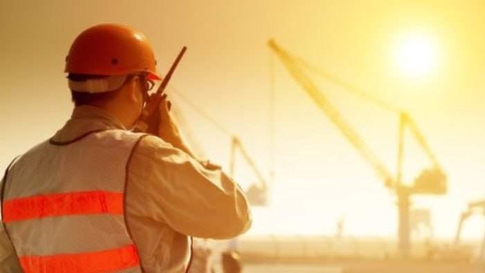 İsti havada çalışanlar üçün qaydalar AÇIQLANDI &ndash; Hansı işlər dayandırılmalıdır?
