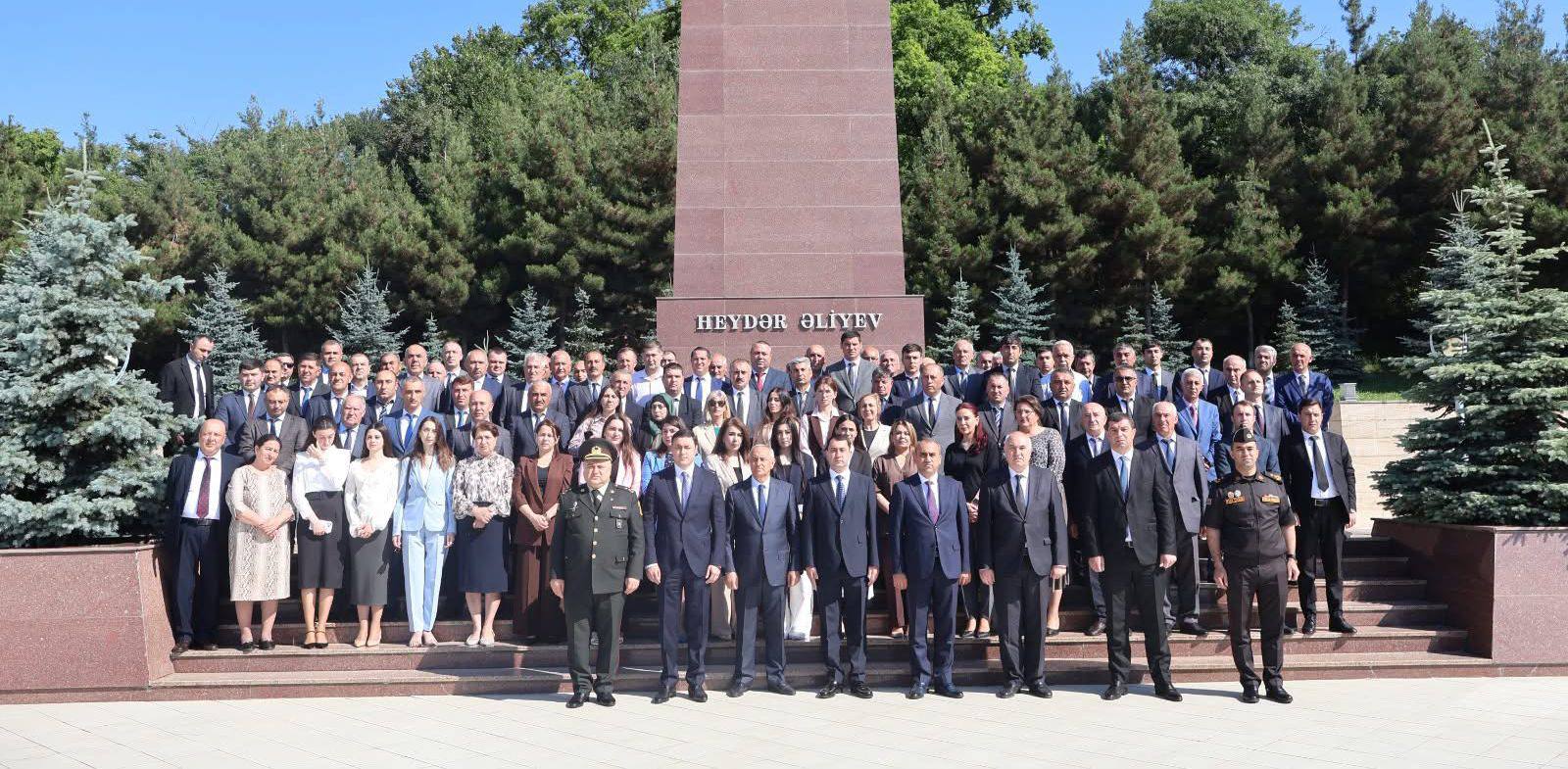 Qusarın dövlət qulluqçuları peşə bayramlarını qeyd etdilər - FOTO