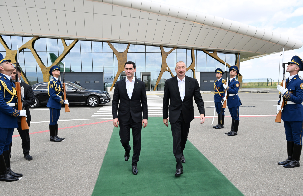 Sərdar Berdiməhəmmədovun Azərbaycana dövlət səfəri başa çatdı &ndash; FOTO