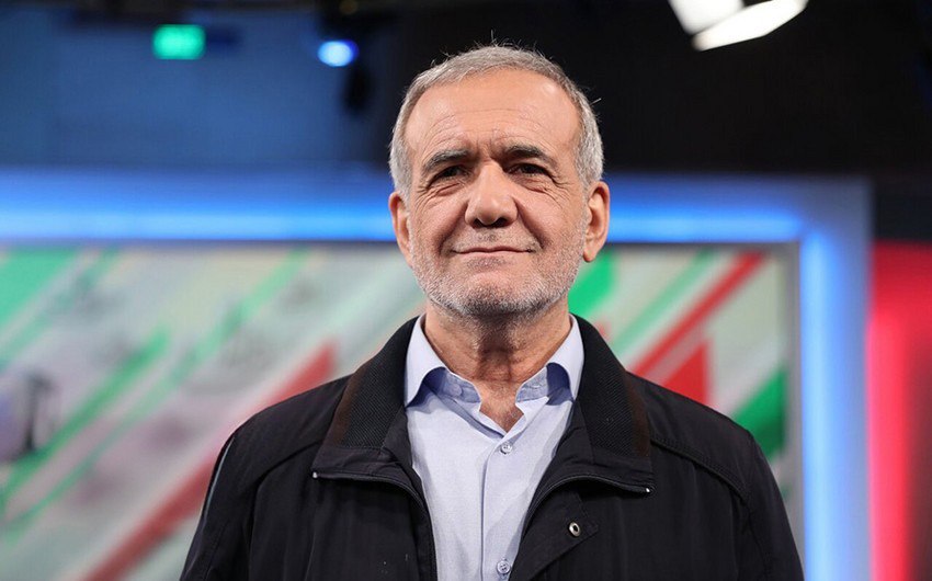 Pezeşkian: “İran islam ölkələrinə dostluq əlini uzadır” Pezeşkian: “İran islam ölkələrinə dostluq əlini uzadır”