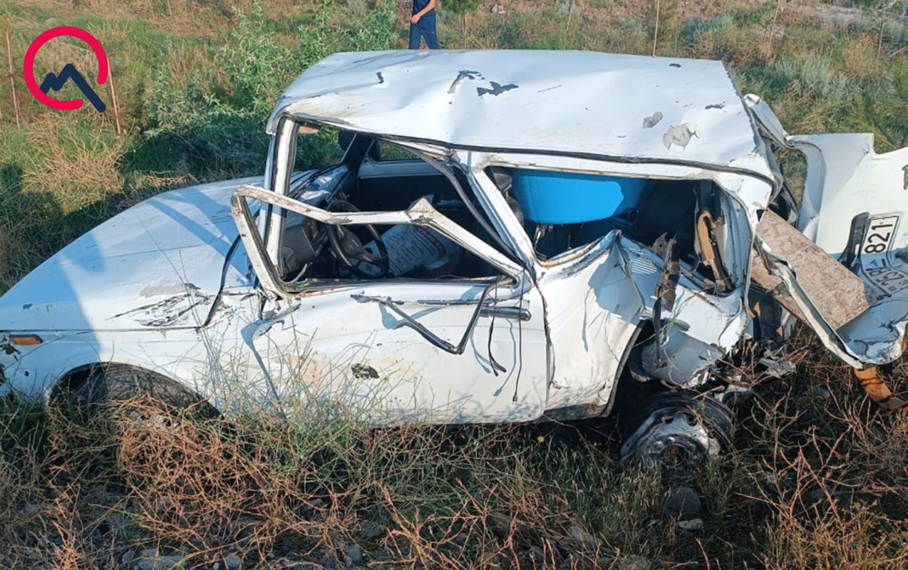 Göygöldə &ldquo;Niva&rdquo; TIR-a çırpıldı - Xəsarət alanlar var