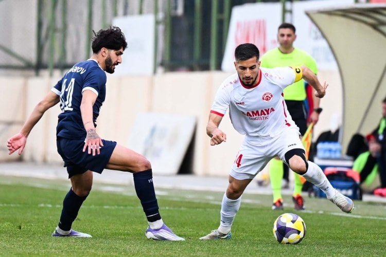 &ldquo;Araz Naxçıvan&rdquo;ın kapitanı komandadan ayrıldı