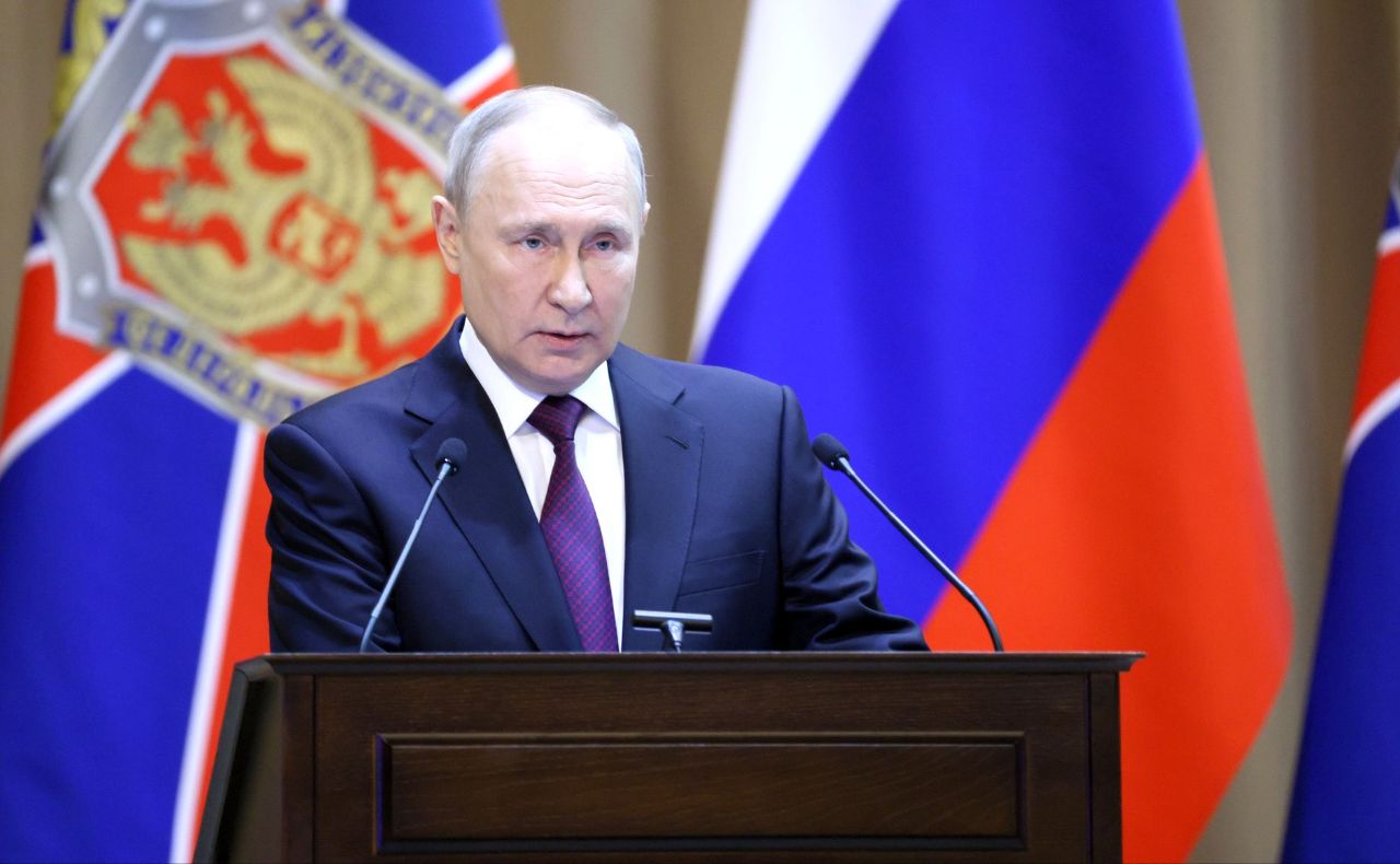 Putin: "Rusiya ya güclü, müstəqil dövlət olmalı, ya da olmamalıdır" - VİDEO
