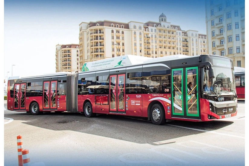 Bakıda daha iki marşrut xəttinin avtobusları YENİLƏNDİ