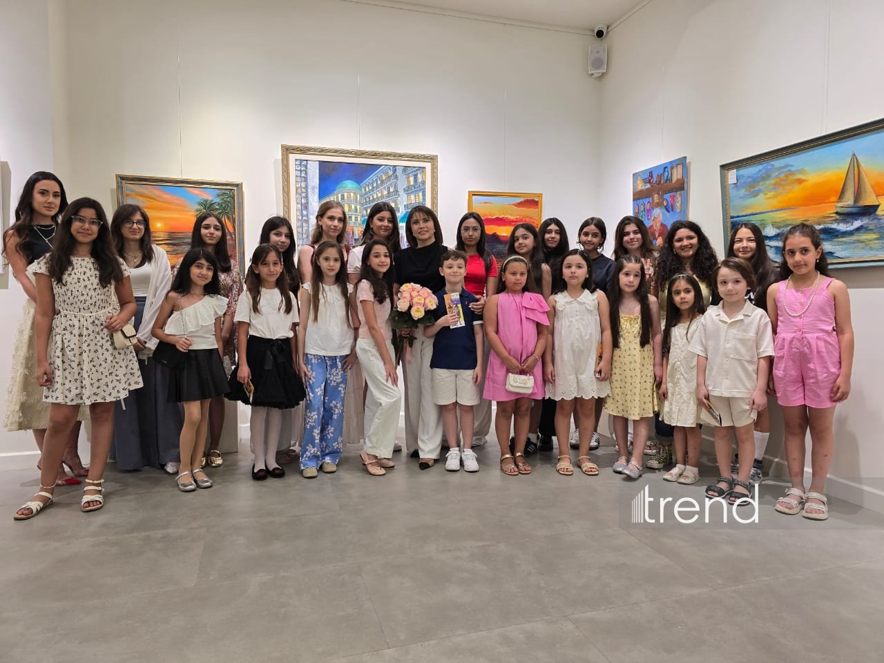 Bakıda Gülnar İncəsənət Studiyasının rəngarəng "Fərqli Baxışlar" sərgisi açıldı - FOTO