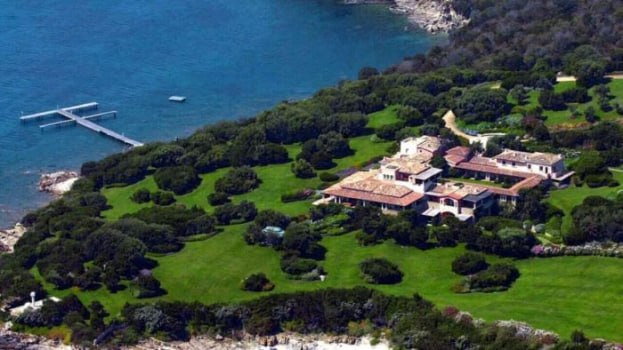 Qətər şeyxi Berluskoninin əfsanəvi villasını 395 milyon dollara aldı &ndash; Bunkeri də var