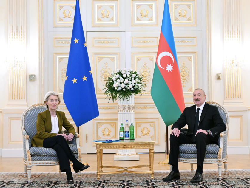 Prezident İlham Əliyev Ursula Fon der Lyayen ilə təkbətək görüşdü - FOTO/VİDEO