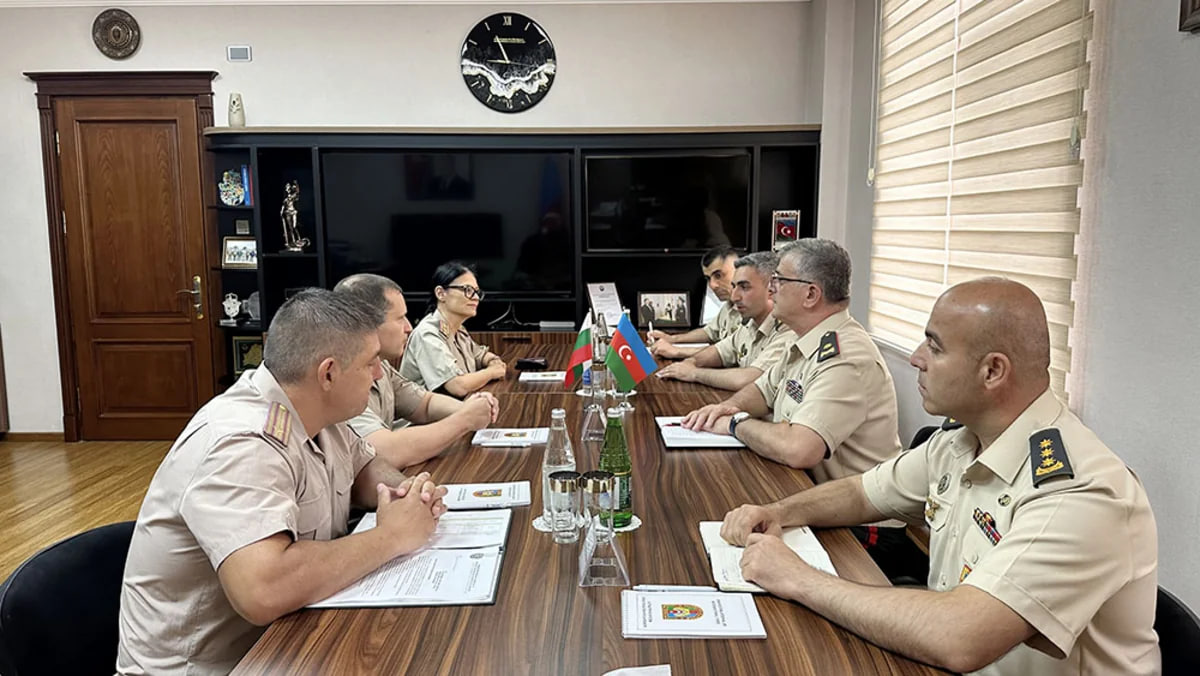 Azərbaycan və Bolqarıstan hərbi polisləri birgə təlimlərə hazırlaşır - FOTO Azərbaycan və Bolqarıstan hərbi polisləri birgə təlimlərə hazırlaşır - FOTO