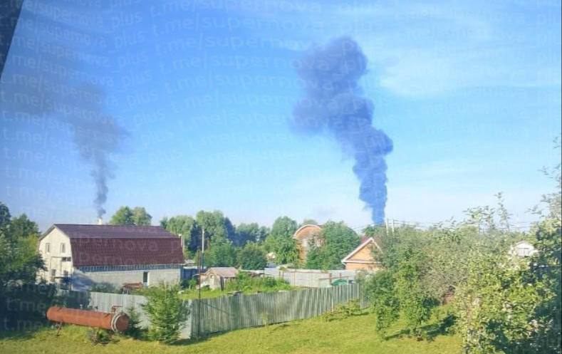 Ukrayna "LUKOYL”un neft emalı zavoduna zərbə endirdi – FOTO-VİDEO Ukrayna "LUKOYL”un neft emalı zavoduna zərbə endirdi – FOTO-VİDEO