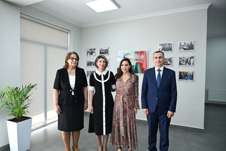 Leyla Əliyeva Yevlaxda məktəb binasının açılışında &ndash; FOTO