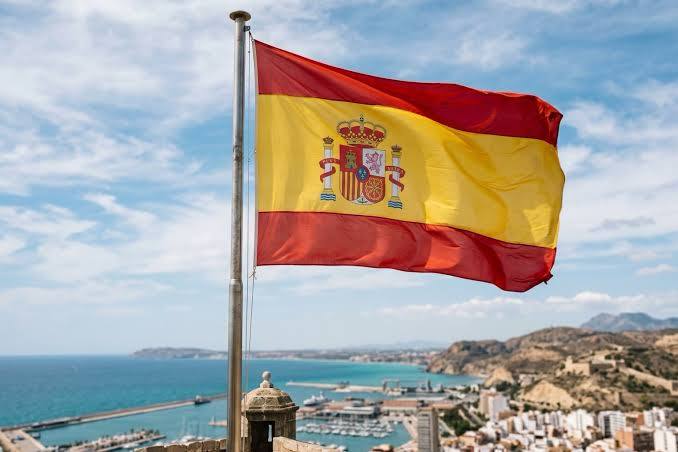 İspaniyanın daha bir şəhərində turistlər üçün QADAĞA İspaniyanın daha bir şəhərində turistlər üçün QADAĞA